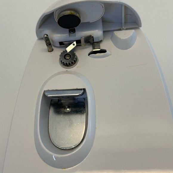 Black & Decker Grand Openings Electric Can Bottle Opener Knife Sharpener Read - Picture 8 of 11